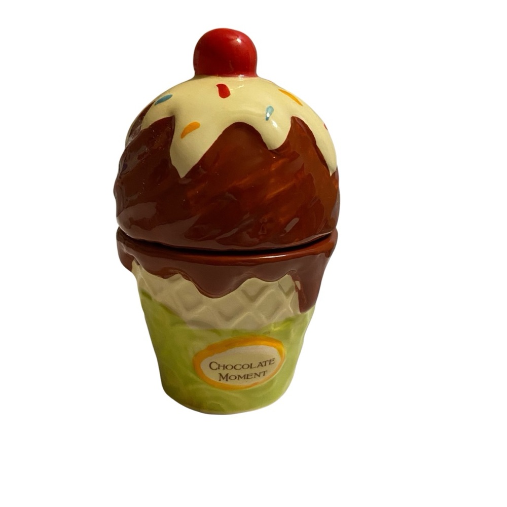 Ice Cream Cone Stackable Salt & Pepper Shakers